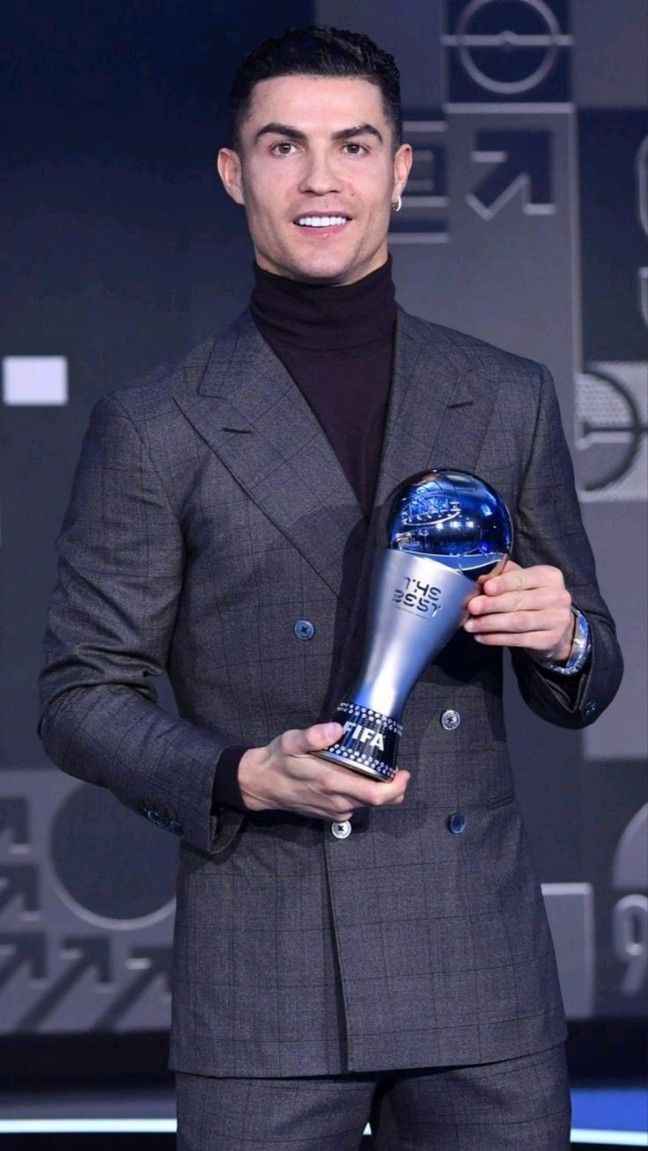 Ảnh Ronaldo Ngầu 12