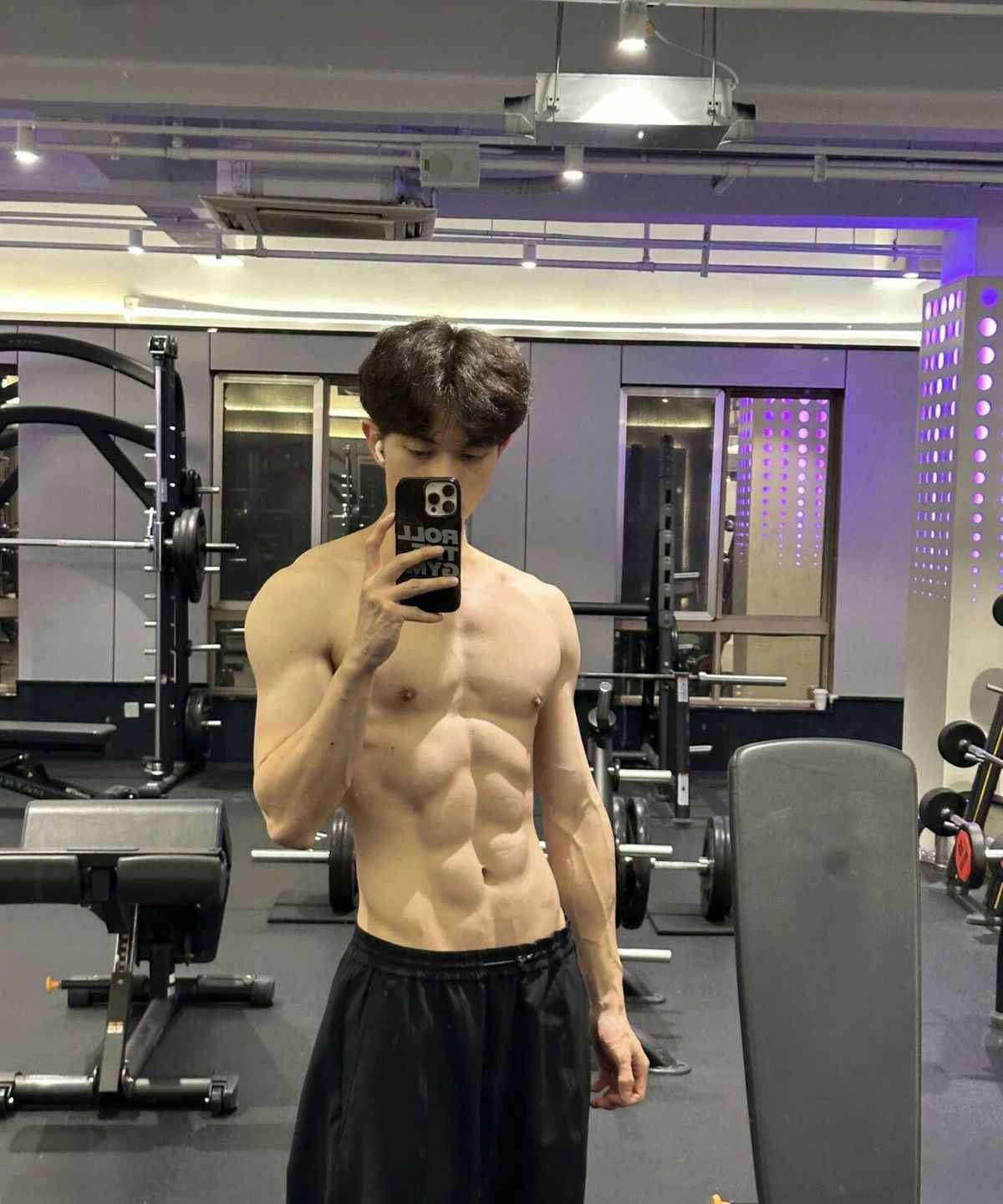 Ảnh trai 6 múi khoe body 14