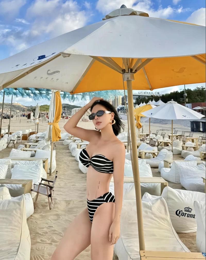 ảnh gái Hàn Quốc mặc bikini 17