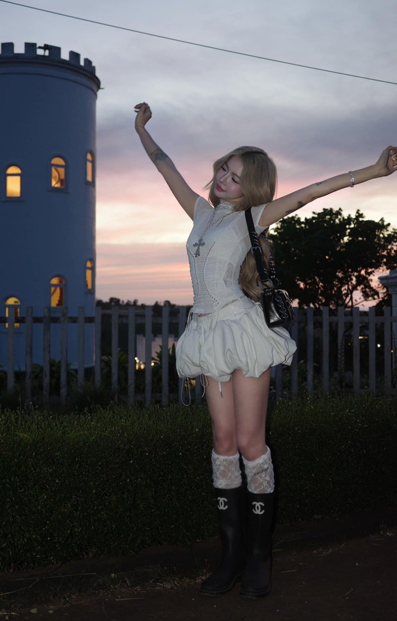 ảnh Ciin Bùi Thảo Ly 18