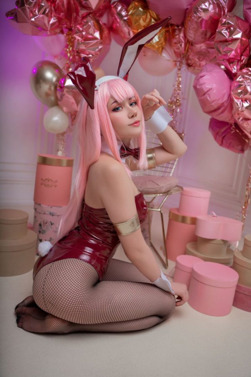 Cosplay Zero Two 19