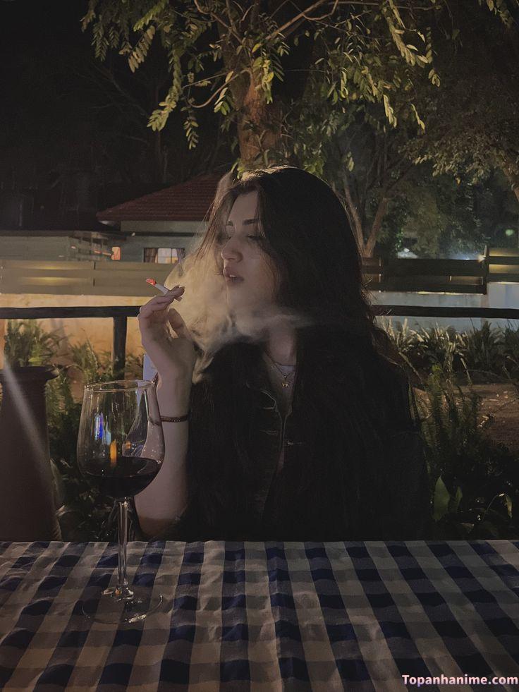 ảnh con gái hút thuốc 8