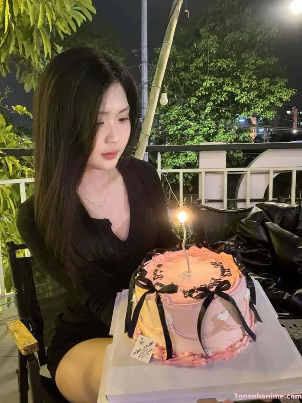 ảnh gái xinh chúc mừng sinh nhật 25