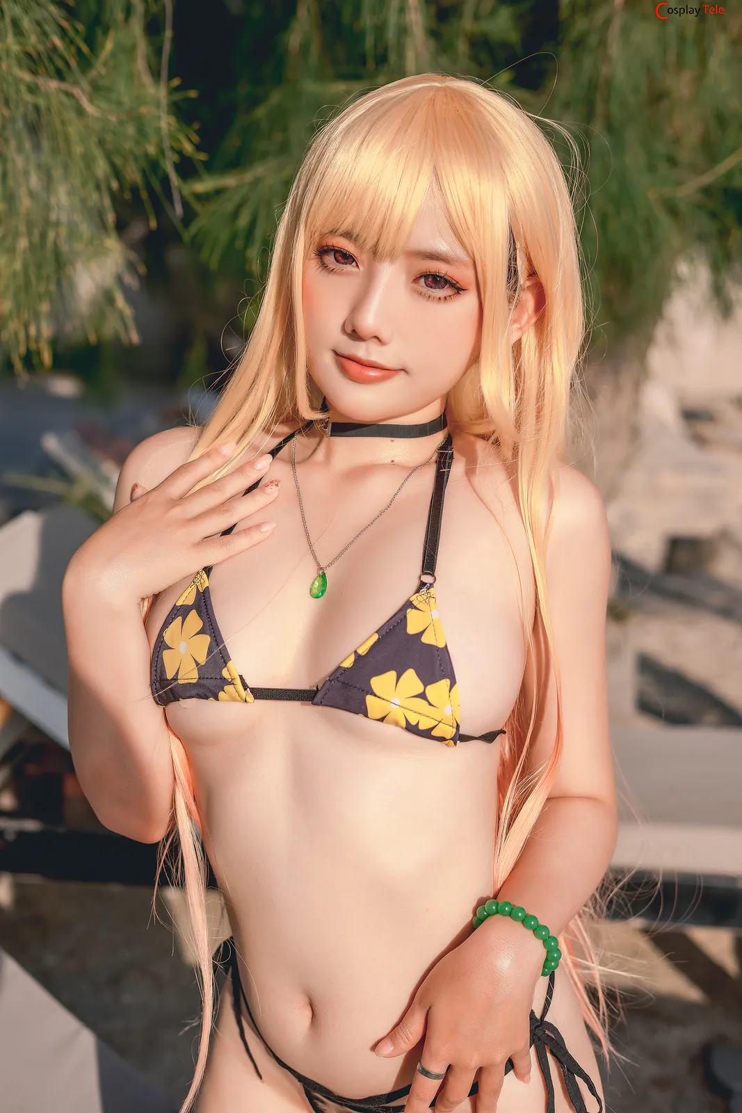 Messie Huang cosplay Marin Kitagawa 19