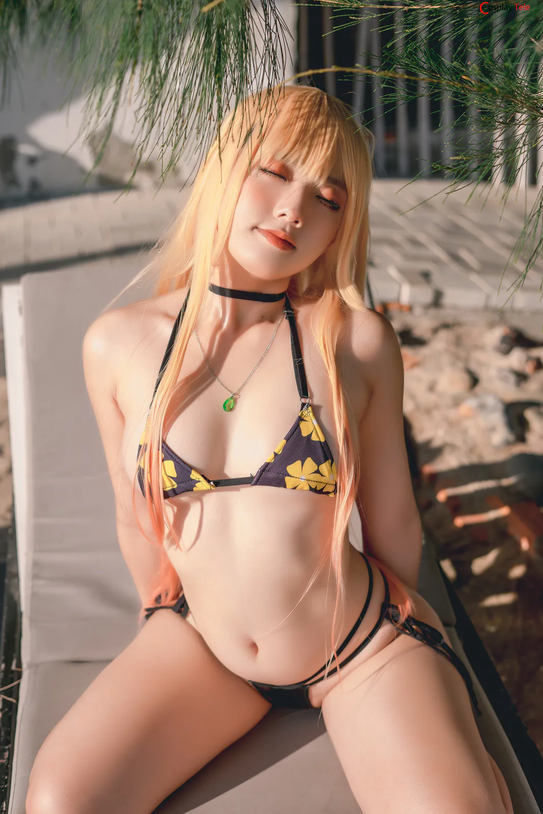 Messie Huang cosplay Marin Kitagawa 2