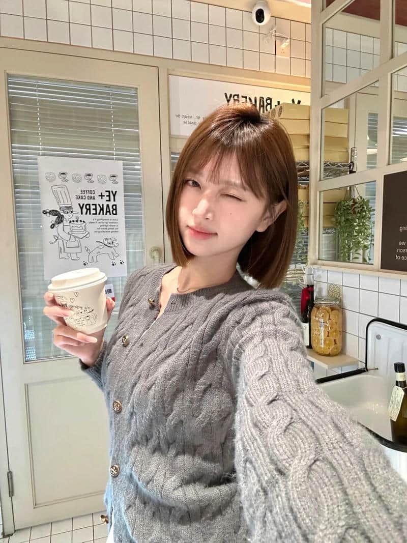 ảnh gái xinh tóc ngắn 37