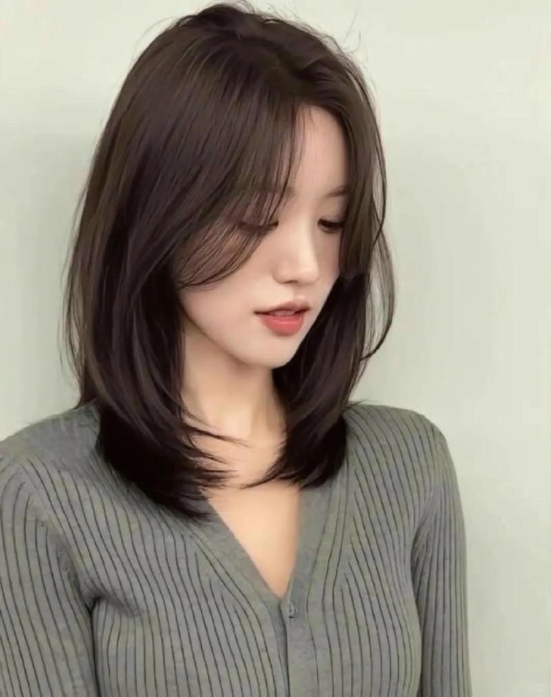 Ảnh gái xinh tóc ngang vai 2k3 71