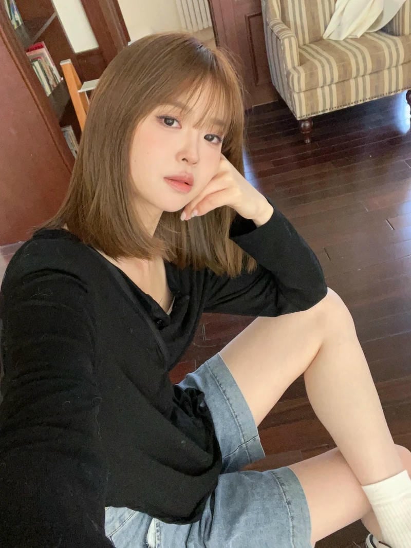 Ảnh gái xinh tóc ngang vai 2k3 73
