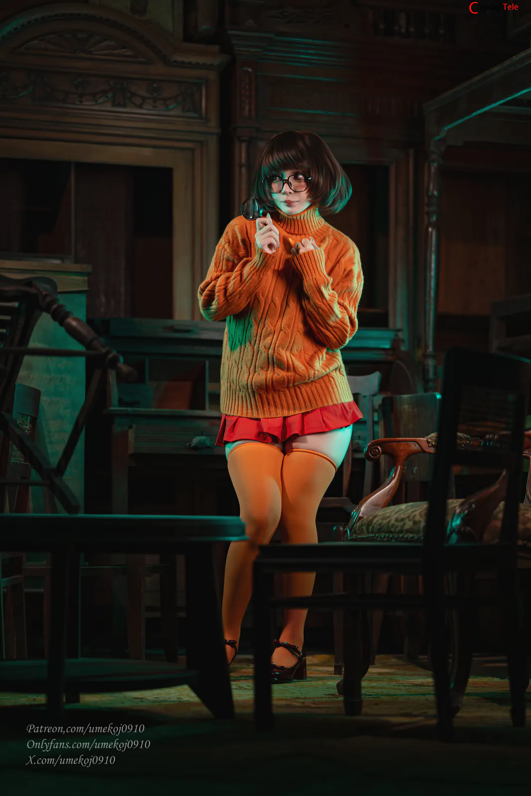 Umeko J cosplay Velma Dinkley 3