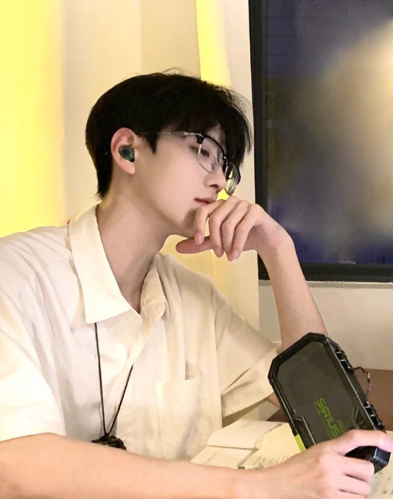 trai đẹp che mặt Việt Nam 18