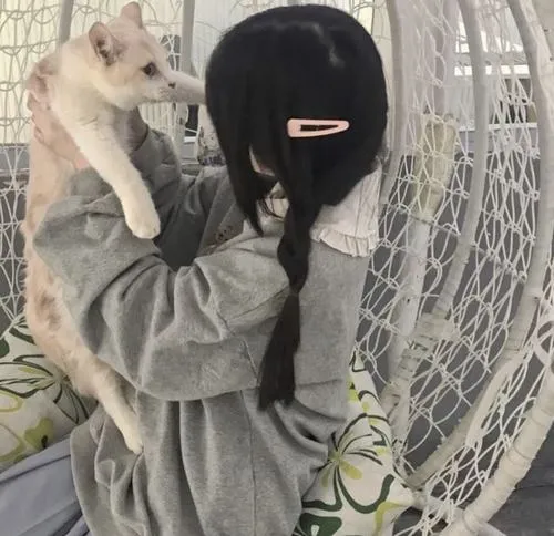 Ảnh Che Mặt Con Gái Avatar Cute 26