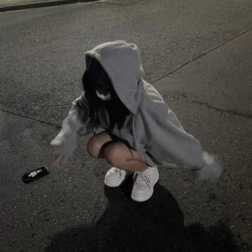 Ảnh Che Mặt Con Gái Avatar Cute 30