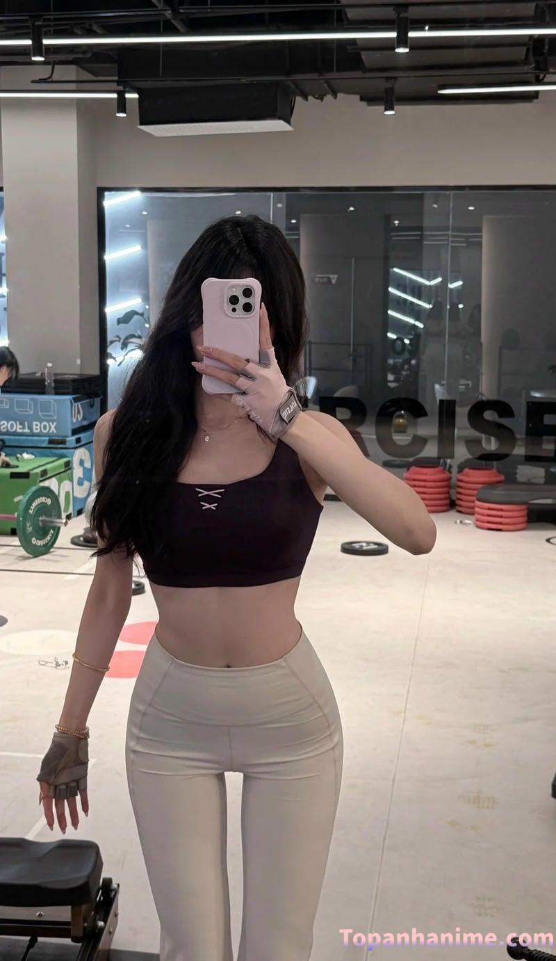 ảnh đùi con gái 43