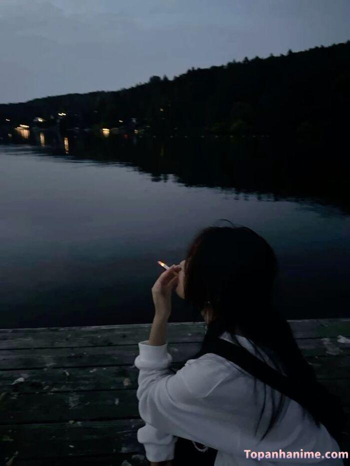 ảnh con gái hút thuốc 21