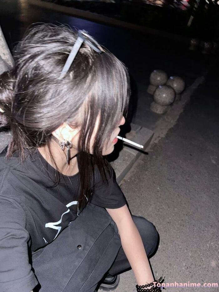 ảnh con gái hút thuốc 30