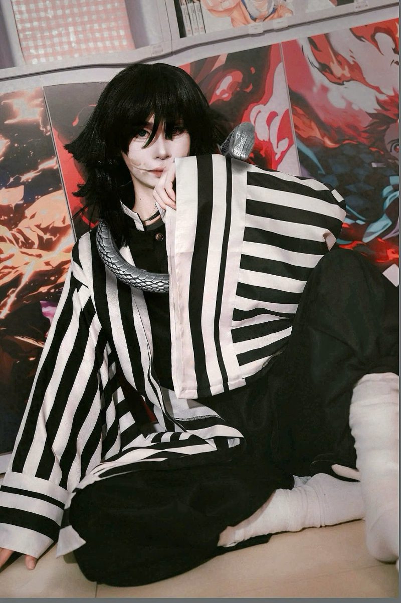 Ảnh cosplay Obanai 3