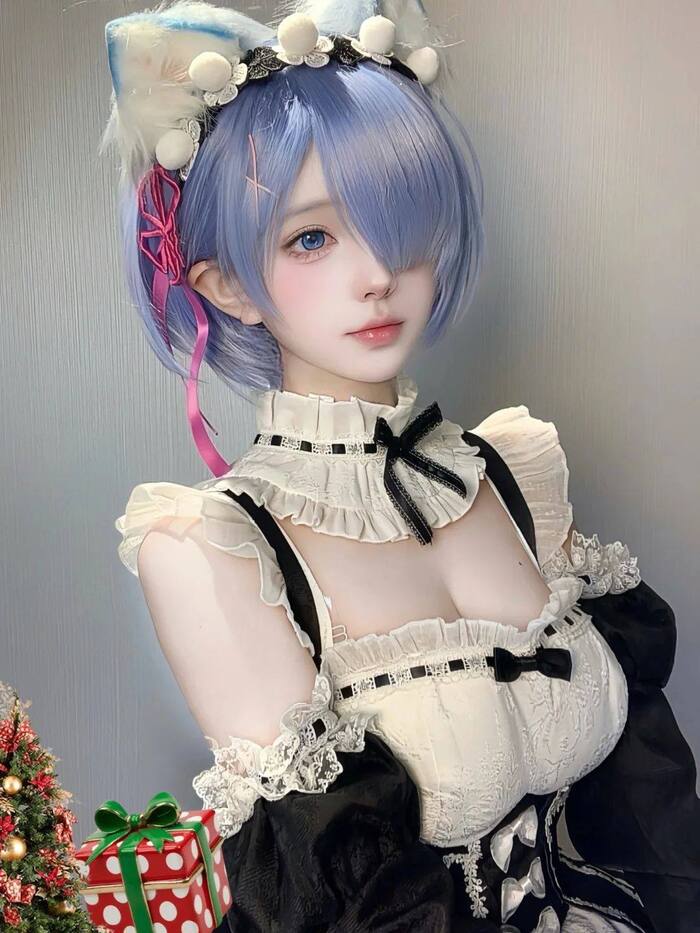 ảnh cosplay hầu gái 1