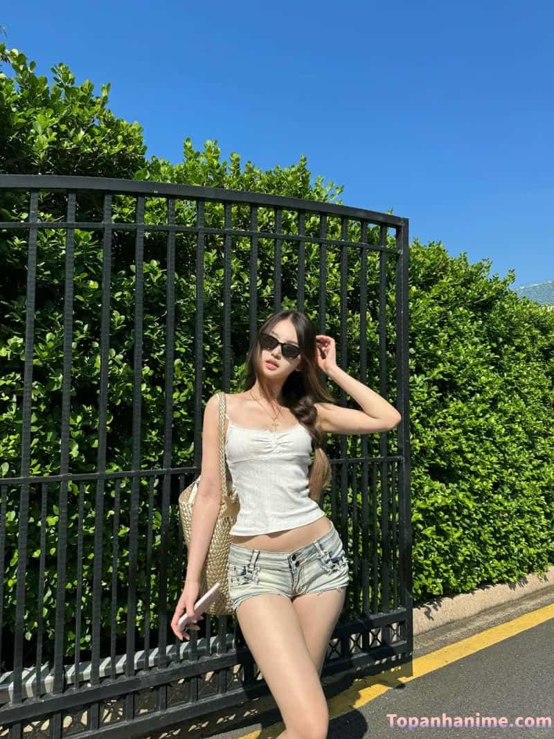 ảnh đùi con gái 44