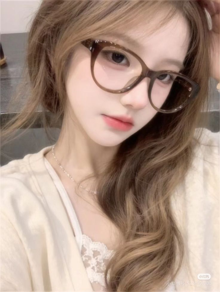 Ảnh Gái Phong Cách Trẻ Trung 15