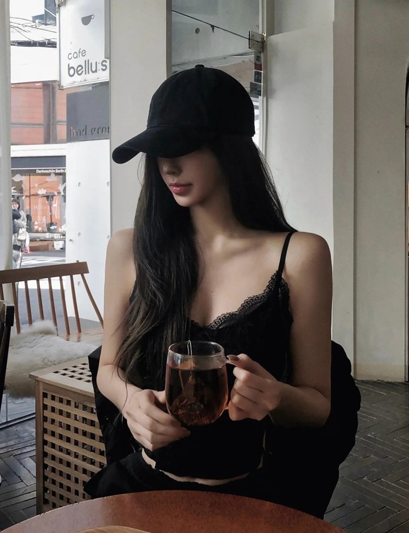 ảnh gái đẹp che mặt 18