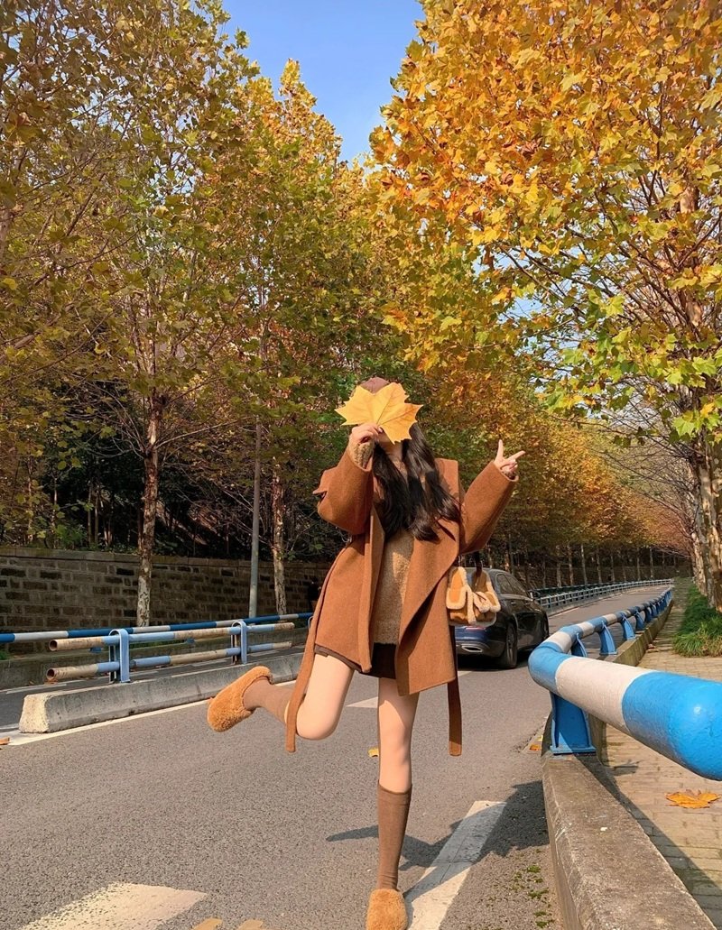 ảnh gái đẹp che mặt 28