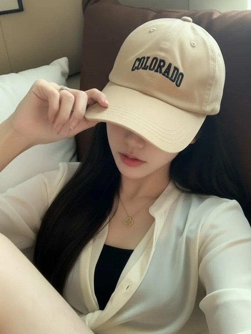 ảnh gái đẹp che mặt 29