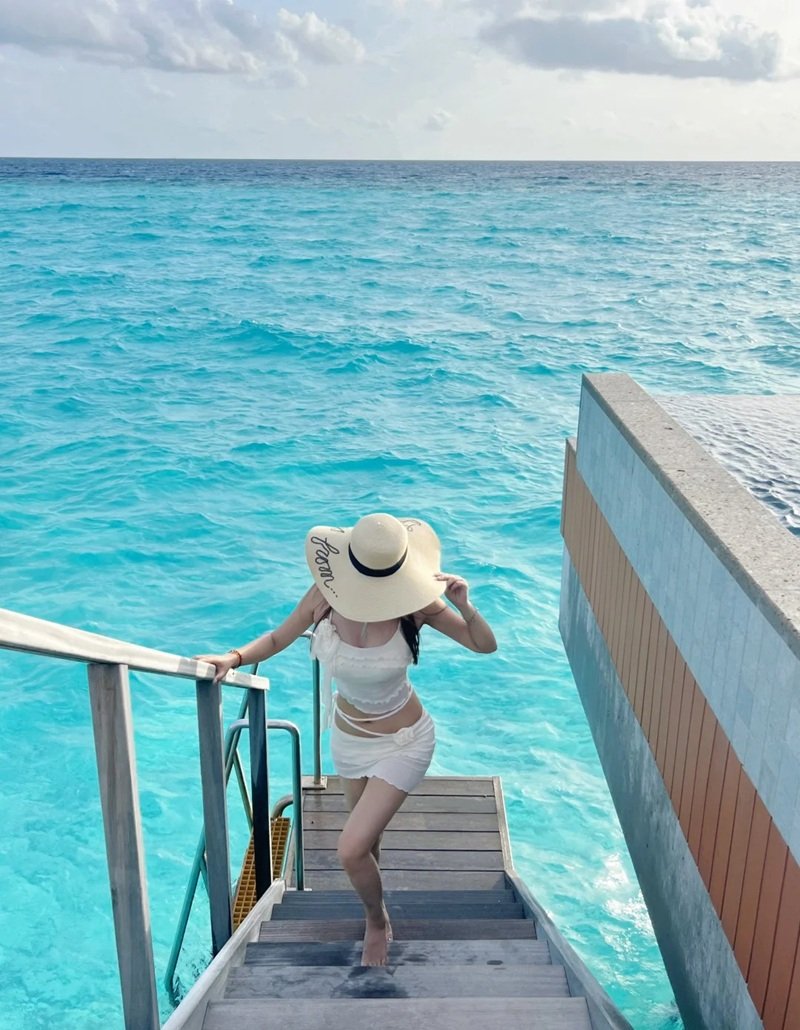 ảnh gái đẹp che mặt 33