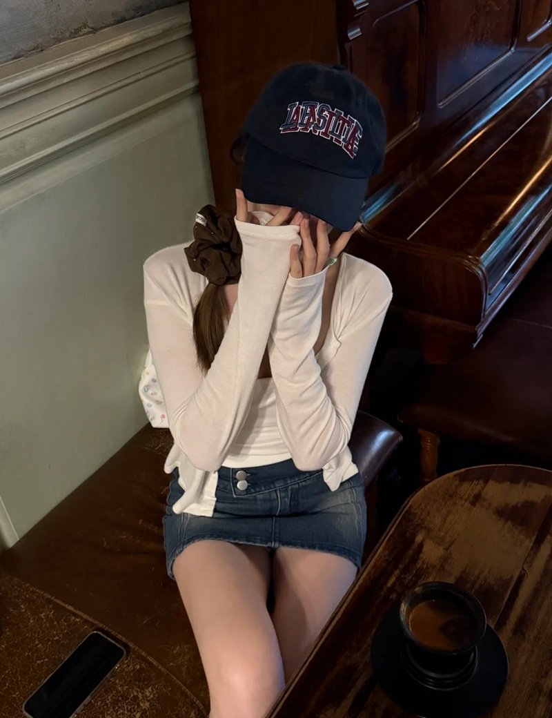 ảnh gái đẹp che mặt 37