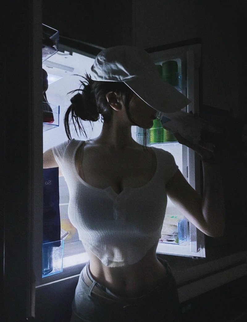 ảnh gái đẹp che mặt 6