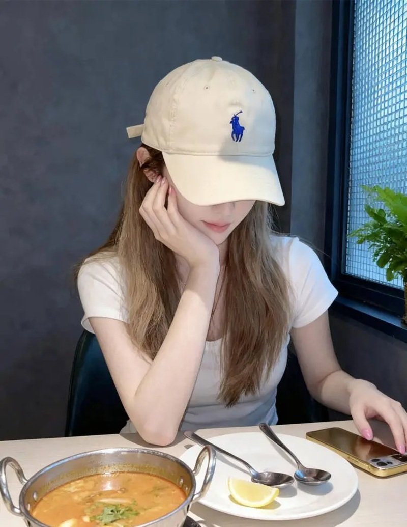 ảnh gái đẹp che mặt 7