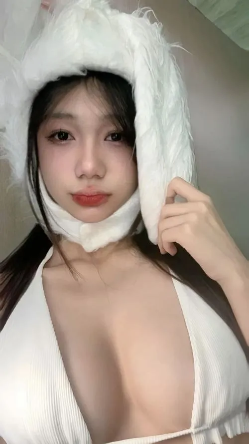 Ảnh Gái Xinh Vú To Ngực Bự 124