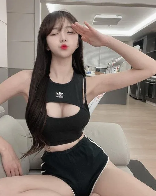 Ảnh Gái Xinh Vú To Ngực Bự 104