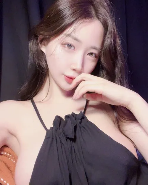 Ảnh Gái Xinh Vú To Ngực Bự 105