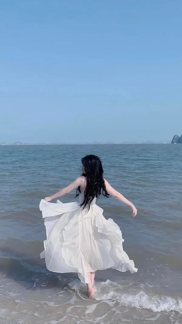 Ảnh Gái Đi Biển Che Mặt 12