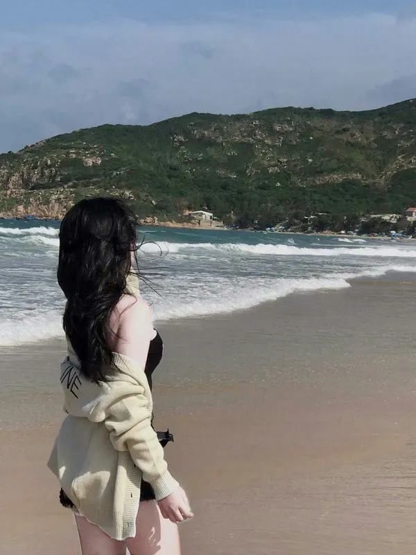 Ảnh Gái Đi Biển Che Mặt 28