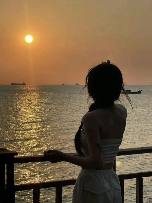 Ảnh Gái Đi Biển Che Mặt 35