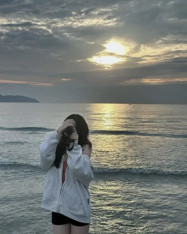 Ảnh Gái Đi Biển Che Mặt 61