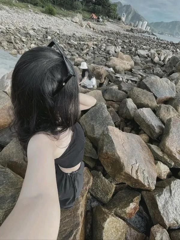 Ảnh Gái Đi Biển Che Mặt 74