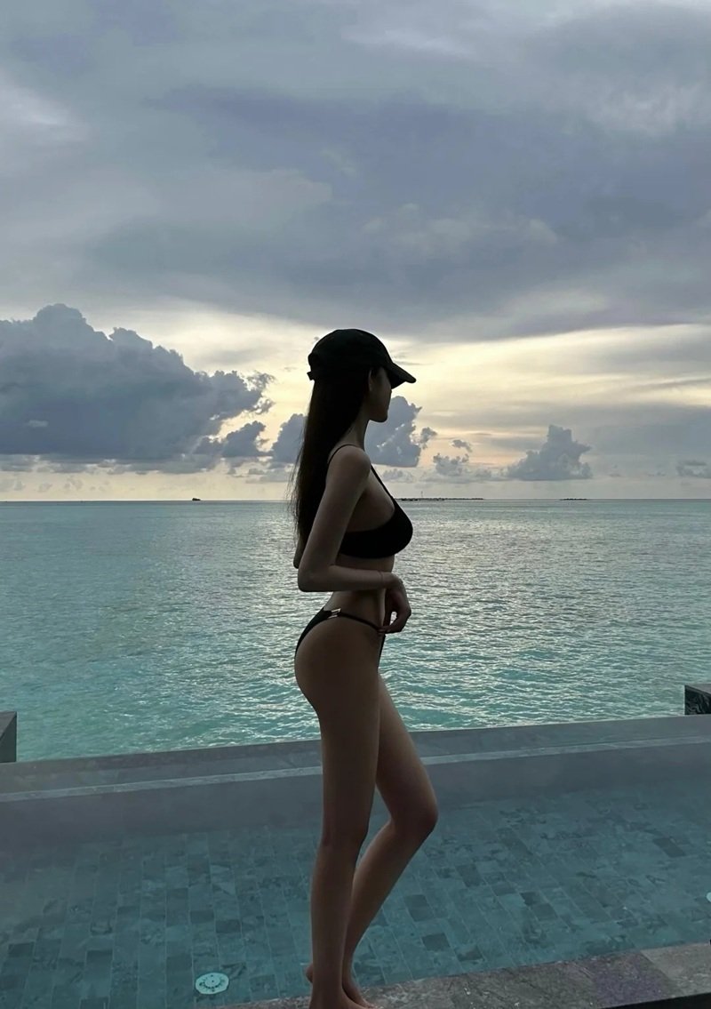 ảnh gái Trung Quốc mặc bikini 5