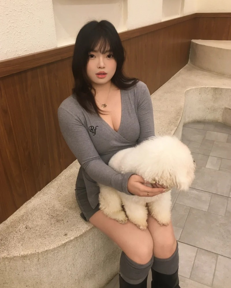 Ảnh Gái Vú To 38