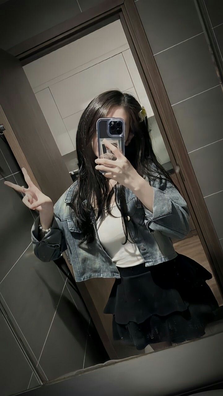 Ảnh gái xinh che mặt 22