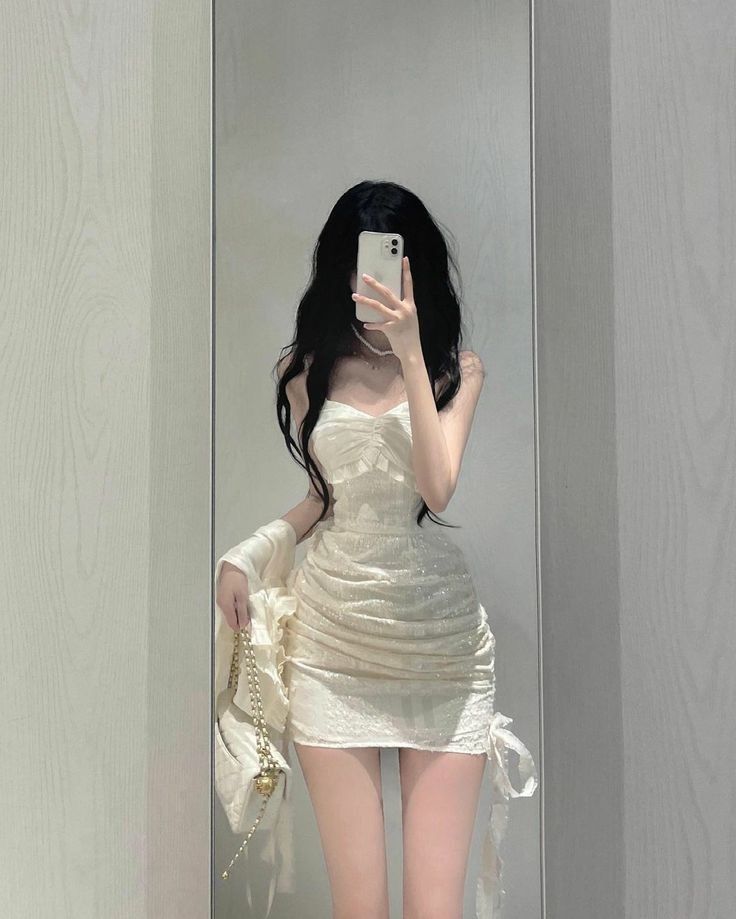 Hình ảnh gái xinh che mặt 18