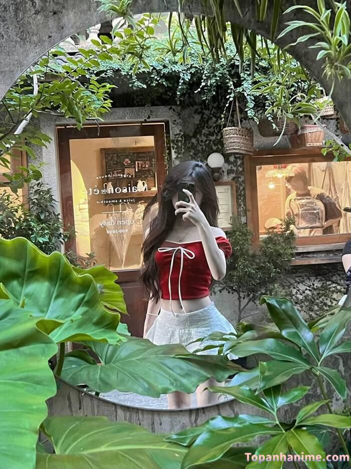 Ảnh gái xinh che mặt bằng điện thoại 54