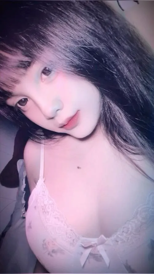 Ảnh Gái Xinh Vú To Ngực Bự 96