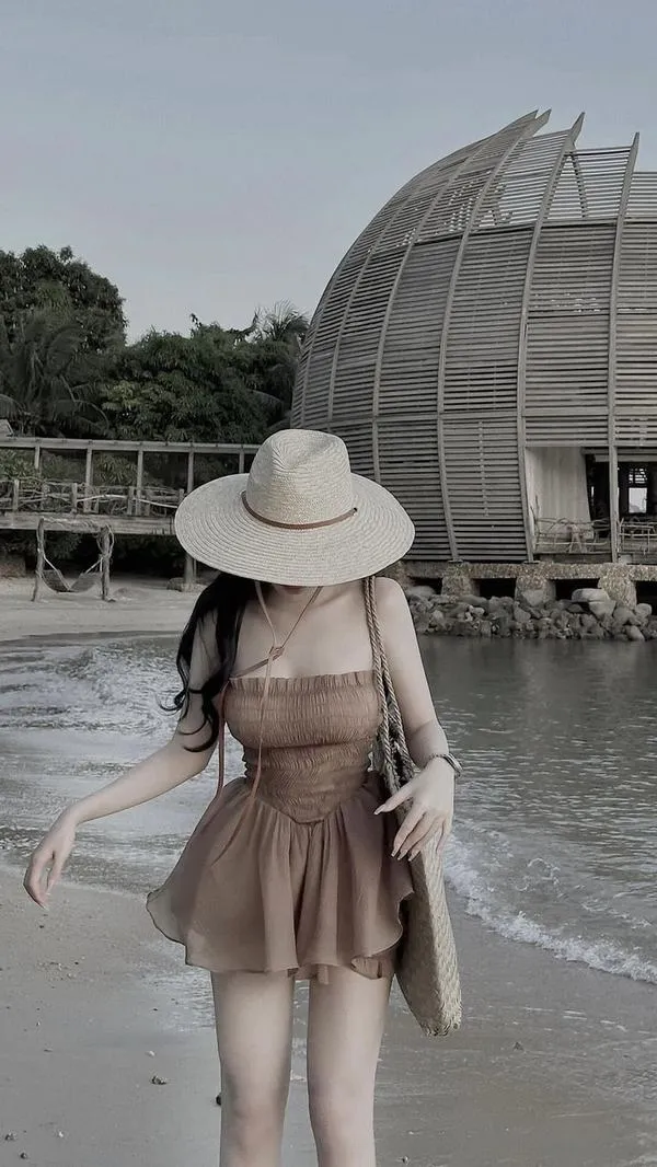 Ảnh Gái Xinh Mặc Bikini Che Mặt 65