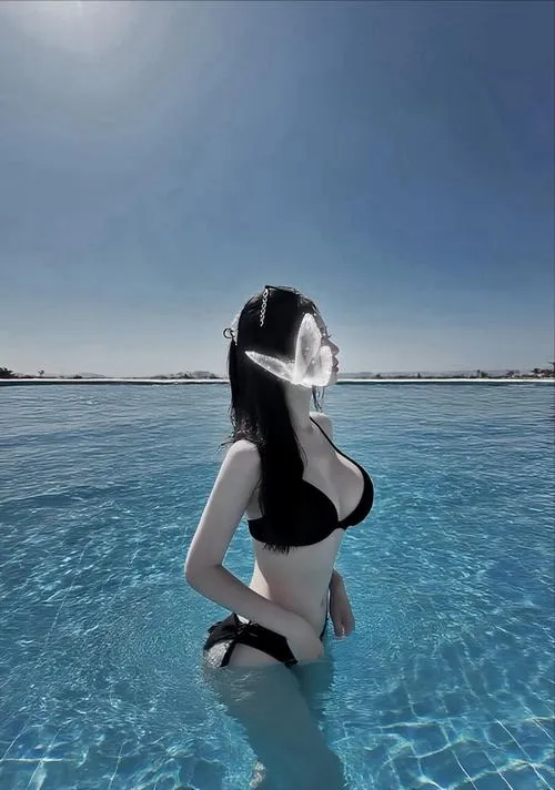 Ảnh Gái Xinh Vú To Ngực Bự 18