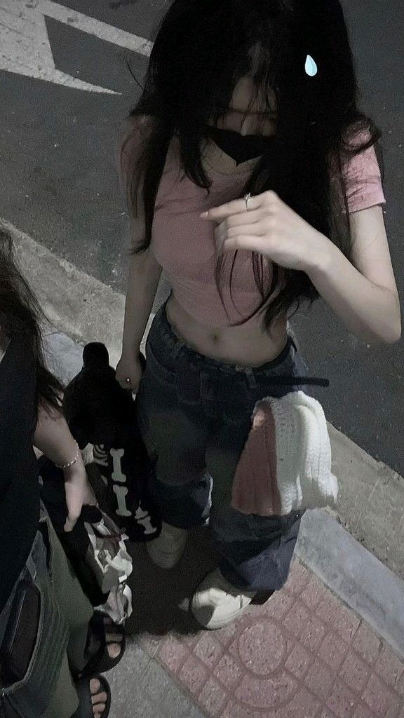 Ảnh Girl Che Mặt Lạnh Lùng 3