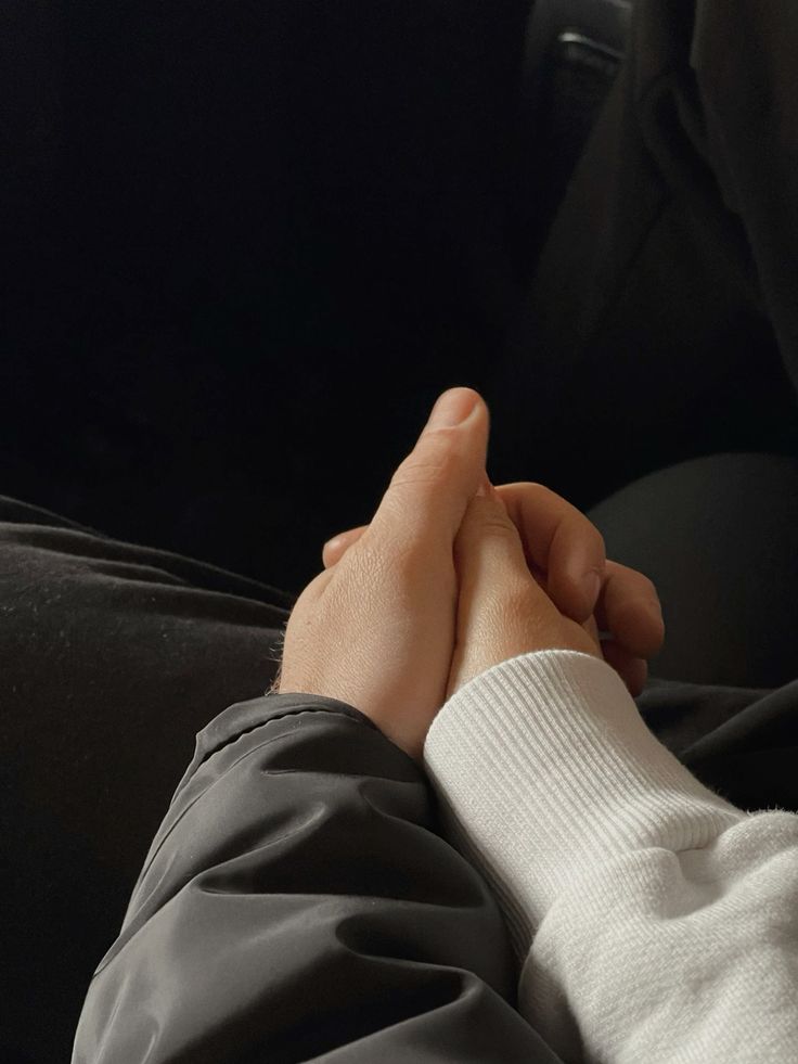 Ảnh nắm tay người yêu 12