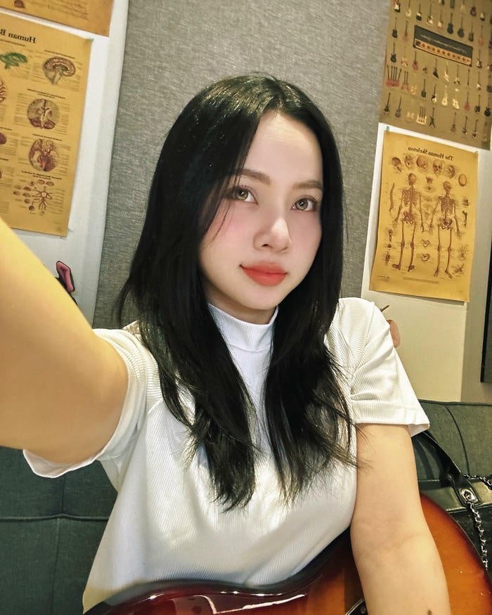 Ngô Lan Hương bikini 1