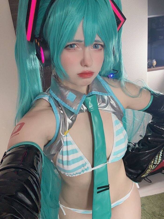 ảnh nude cosplay 9